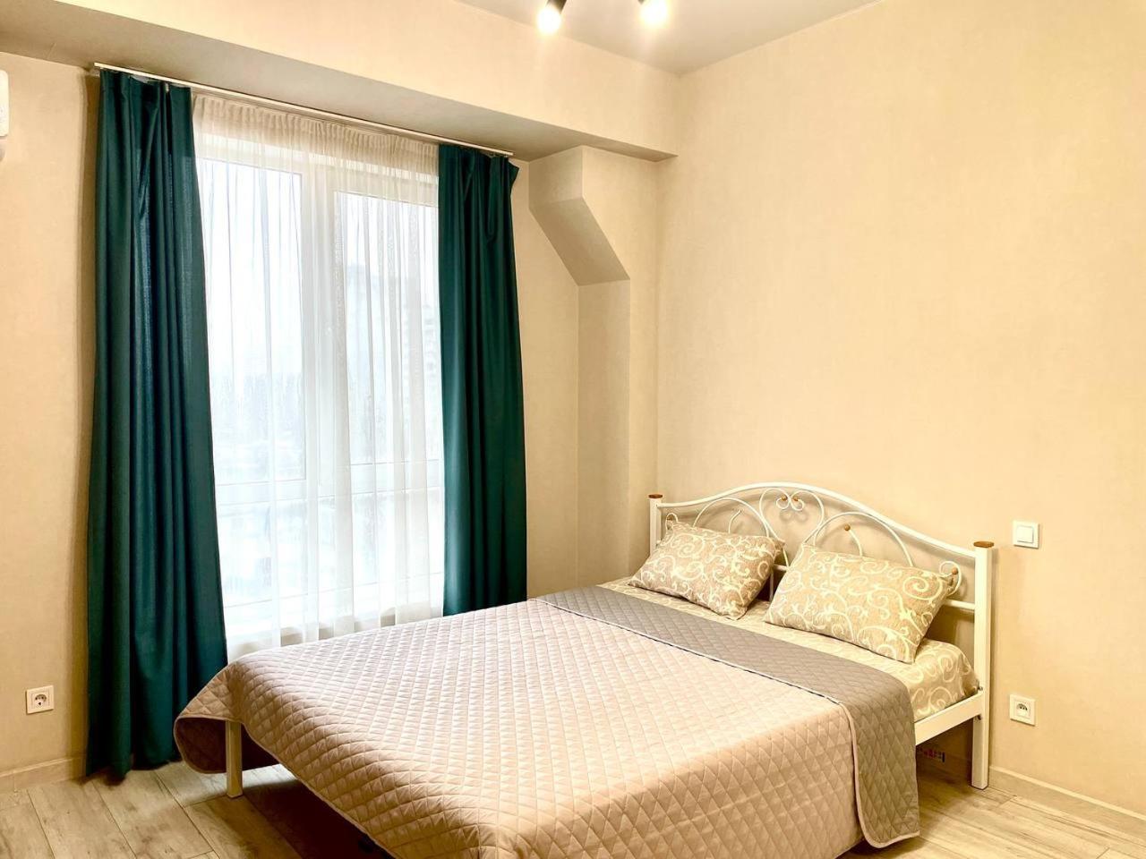 Жк Парковый Квартал Apartment Kharkov Ngoại thất bức ảnh